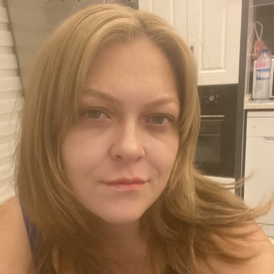 AycanSurmaz's profile picture. 