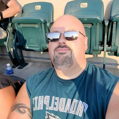 Die hard Eagles fan. Love the Phils and the Sixers. Cat Dad. Married to my high school sweetheart. I'm here for sports talk and some laughs. #FlyEaglesFly🦅
