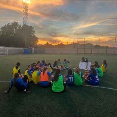 Entrenador Nacional de Fútbol Nivel III Cs Puertollano Femenino