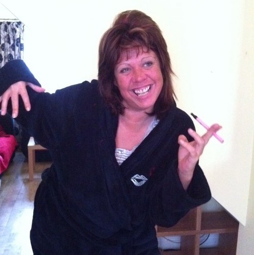 hellsbells9's profile picture. 