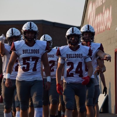 Delaware Academy 26….1st team all STATE….RB/LB…..5’10 185…..1000lbs club….4.0 GPA https://t.co/zTDC8OLze8