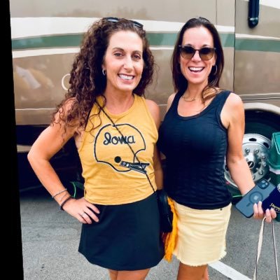 AmberRae_AB's profile picture. “I've learned that people will forget what you said, people will forget what you did, but people will never forget how you made them feel.” ~Maya Angelou