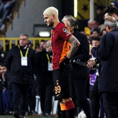 riveira77's profile picture. 