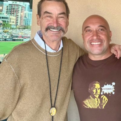 RobearsFJ's profile picture. 