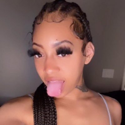 EllaBaby826921's profile picture. I’m fun to chat with dm direct ❤️