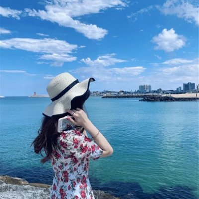 Yumiko511883556's profile picture. お金に愛される秘訣やお得な情報など発信中。私自身お金に苦労した経験から生活に苦しんでいる方を助けたいと思い、少しですが現金配布企画を実施中☆ 期間限定▷ https://t.co/JaSkKOqxmY