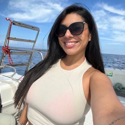 Barbiealeeee22's profile picture. HOLA VOLVÍ 😍 te estaré esperando https://t.co/m51tRuyr3d   creadora de contenido para mayor de 18👀 NO ESCORT