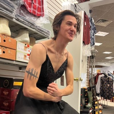Weird man that enjoys and hates playing Dead By Daylight. The king of pepperoni nips…