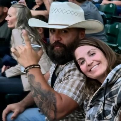 God 1st!
die hard Raiders fanatic🏴☠️☠🏴☠️
proud family man!
Born in America 🇺🇸& Sangre de Mexico🇲🇽