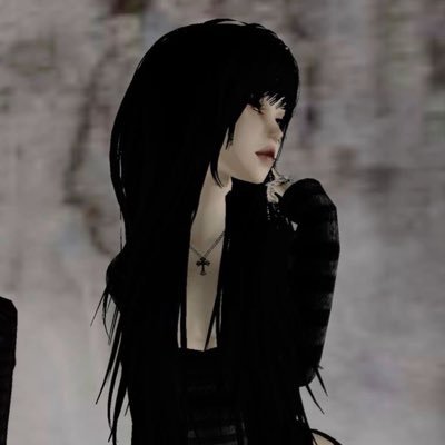 gloomyie's profile picture. @usergloomyie