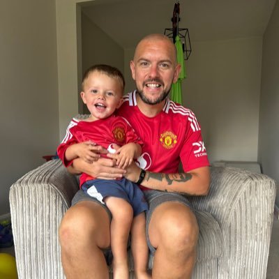 Manchester United - Hated, Adored, Never Ignored🇾🇪🔰⚽️ If I hadn’t seen such riches, I could live with being poor🔴⚪️⚫️ Natalie, Sophie, Bonnie & Jax 🌎