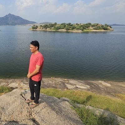 RoopSingh1400's profile picture. पायलट समर्थक