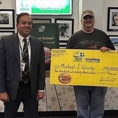 Mega millions jackpot winner, Michael J, Weirsky ,jackpot winner of $273,000,000 giving away $50,000 to my first 200 followers..be a winner today 💰💰💰