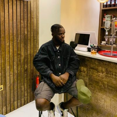 I render quality DJ service // DStv, CCTV sales and Installation ... No forget say I be loyal Chelsea fan.... 08102079803