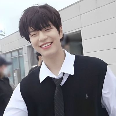 𝓣𝓱𝓮𝓻𝓮'𝓼 𝓷𝓸𝓽𝓱𝓲𝓷𝓰 𝔀𝓮𝓵𝓵 𝓲𝓷 𝓯𝓪𝓻𝓮𝔀𝓮𝓵𝓵
_________________________________________________ brgy. 143 dori