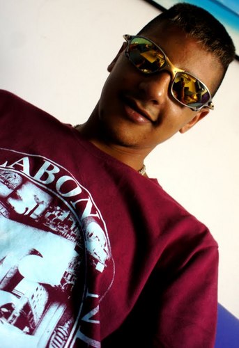 - Longe dα fαlha&& muito perto dα Gloria ;*  ID : 126*56258