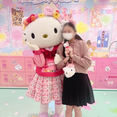 初めてピューロに行った2歳から🌈が大好きな👧🏻 キティダニと素敵なお兄さん(卒業済み)SPL年パ8️⃣年目・USJ年3️⃣年生