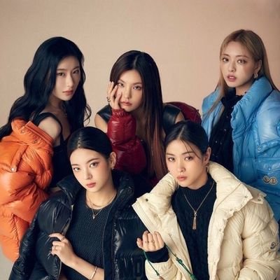 Arabyejizy's profile picture. ↳ Achievements,Media & Daily update for itzy member