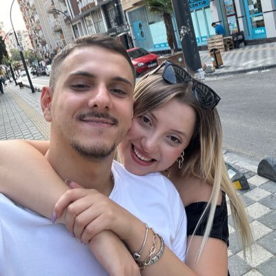 ecemgariip2's profile picture. 