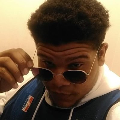 I lift heavy objects. 🏋🏾♂️
I make dirty objects clean again for money. 🧹🧽
Building A Beast : Jaxton Randolph 🏋🏾♂️🦍👹