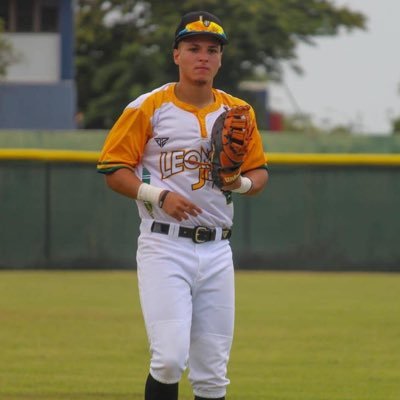 ianrivera2025's profile picture. Clase 2025🙏💪🏽🔥⚾️🇵🇷baseball, buscando mi sueño y trabajando para lograrlo vamos con todo🔥🔥🔥🔥