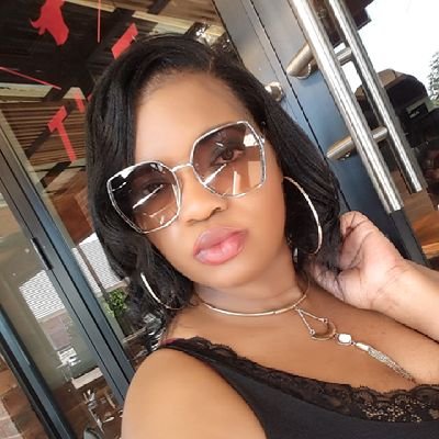 Plus-Size ZULU QUEEN👸🏿 with a SOTHO name.
GOD is within her she shall not fall. 🙏🏿