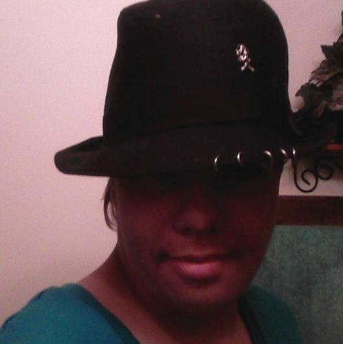 LuvZerotsukaima's profile picture. 