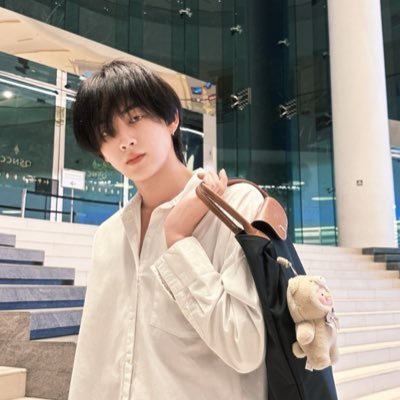 _juveins's profile picture. 