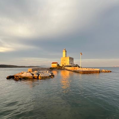 Ma io ho voglia di parlare di stare ad ascoltare di continuare a far l'asino di comportarmi male per poi non farlo più.