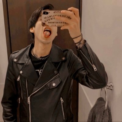 LOST 🥀 «Maybe when I’m older it’ll all calm down but it’s killin’ me now...»