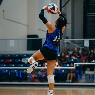 Fort Stockton high school 💙 // class of 26’🎓// #13 // setter 🙌🏽// Jr // Varsity Volleyball 🏐// 5’2//115 lbs// 3.7 gpa//