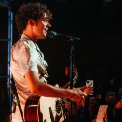 PopstarIconic's profile picture. just trying to enjoy life as much as i can.. ♥️🥺