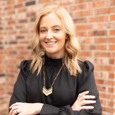 itsamechristine's profile picture. Helping businesses grow by optimizing marketing funnels & streamlining operations 🚀 | Consultant
👇 Let’s connect & grow your business!