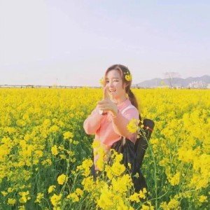 airi1470689's profile picture. 