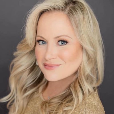 🏠Full time residential Realtor in Knoxville, TN for over 10 years. UT alumni, hiker, kayaker, animal lover, wine enthusiast.