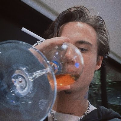 manarelkm's profile picture. 