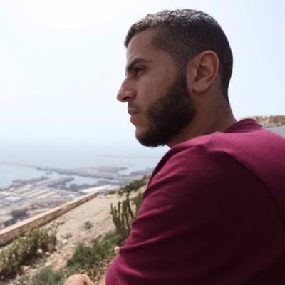 Lyounessii's profile picture. 