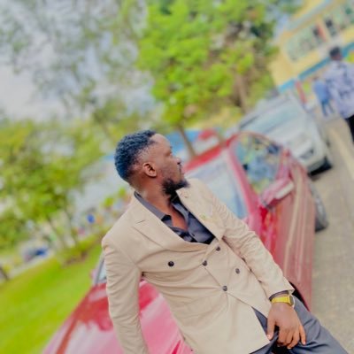 Eyezobiobi's profile picture. 