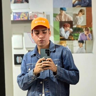 8230_'s profile picture. 