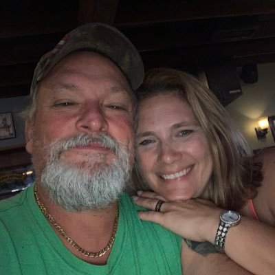 Enjoying life and thanking God for our current administration. God 1st! LEO & army vet. Status: taken! #MAGA #BackTheBlue 🖕🏻BLM & pronouns 🚫bitcoin or DM’s