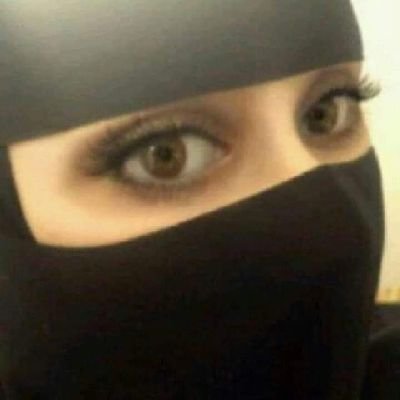 لا أحد يعرف عنك أكثر منك
لا أحد يعرف ما اصابك لا أحد يعرف من زعزع أمانك وقتل عفويتك وأطفئ نورك🦅
