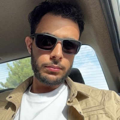 ان اعادوا لك المقاهي القديمة فمن يعيد لك الرفاق!!