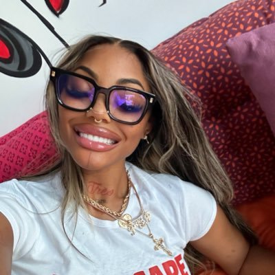 Brandisheri21's profile picture. I’m available for any kind of fun and ready to follow who ever followed me