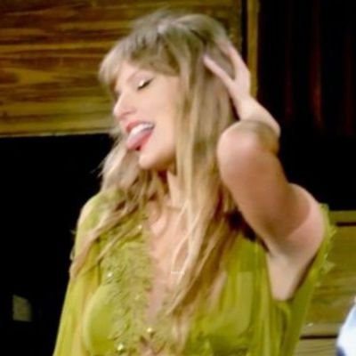 de tauro como Clancy, Blurryface, Harry Styles y Harry's House, pero de abril con ascendente en piscis.
𝑴𝒊𝒔𝒄𝒉𝒊𝒆𝒇 𝒎𝒂𝒏𝒂𝒈𝒆𝒅 ๋࣭ ⭑🍯