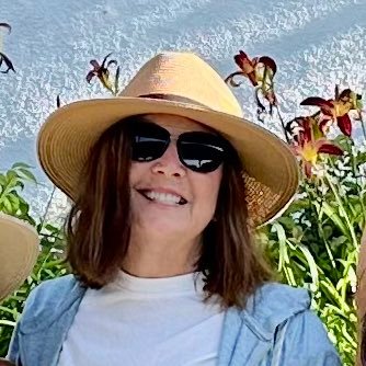 One04Hope's profile picture. 