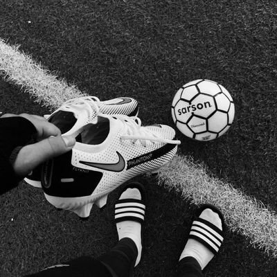 Cristiano Ronaldo🐐❤|Jesus Christ is king.❤🦅|
God, me and my dreams.