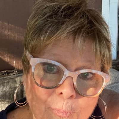 Just a human being praying for peace❤️Working through my new life ~PPMS~Livin the dream one day at a time. #ms