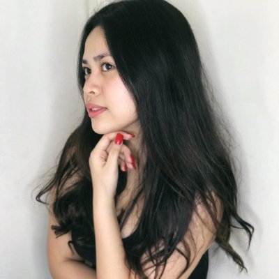 Lily_fox220's profile picture. 