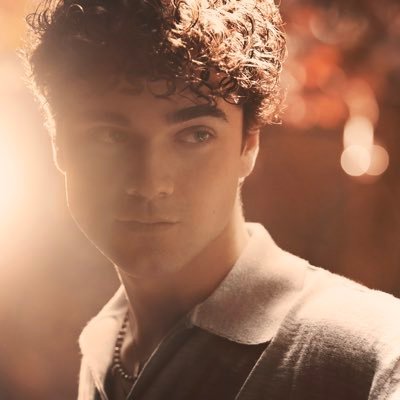 alexanderstew_1's profile picture. Bleeding Heart 💚⤵️