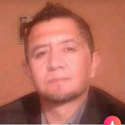 Este soy yo, el Real, mi Primera cuenta en Twitter, ahora me llamo @peque_viajero
y por mientras está cta estara de staff, *yo soy de en donde estoy*